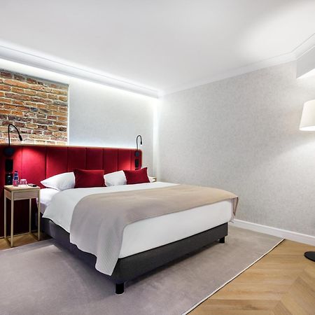 Golden Queen Deluxe Jacuzzi Apartments - Old Town クラクフ エクステリア 写真