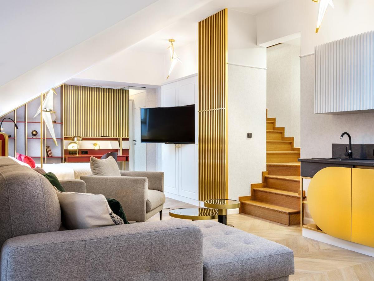 Golden Queen Deluxe Jacuzzi Apartments - Old Town クラクフ エクステリア 写真