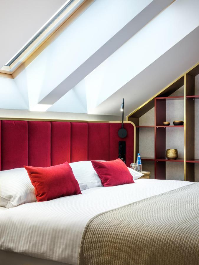 Golden Queen Deluxe Jacuzzi Apartments - Old Town クラクフ エクステリア 写真