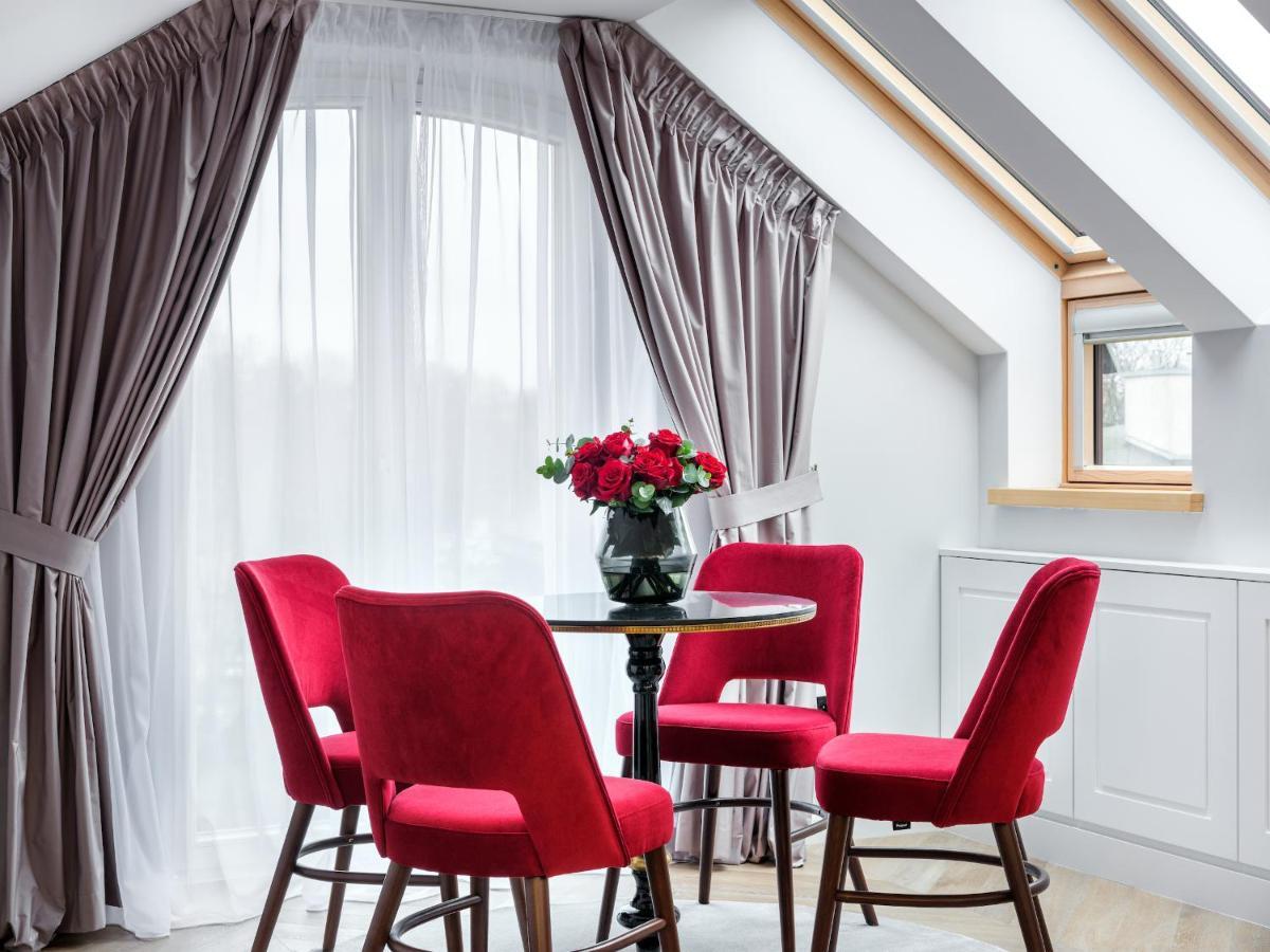 Golden Queen Deluxe Jacuzzi Apartments - Old Town クラクフ エクステリア 写真